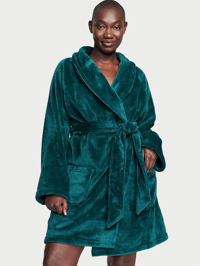 Short Cozy Robe image number 0