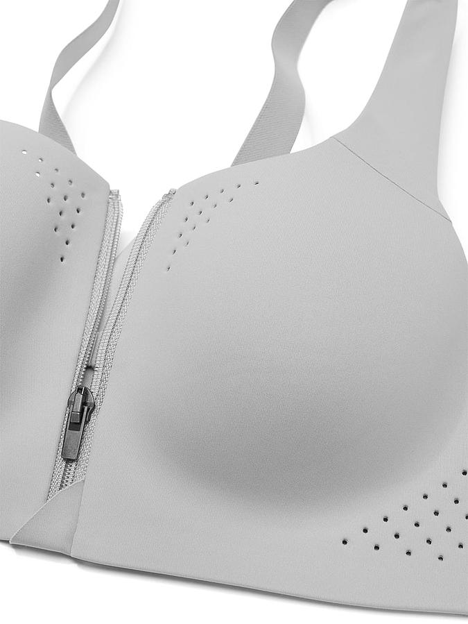 Featherweight Max Front-Close Sports Bra image number 1