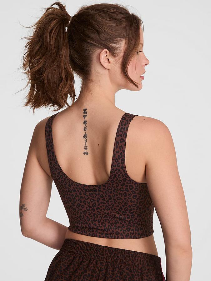 Relay Longline Sports Bra image number 1