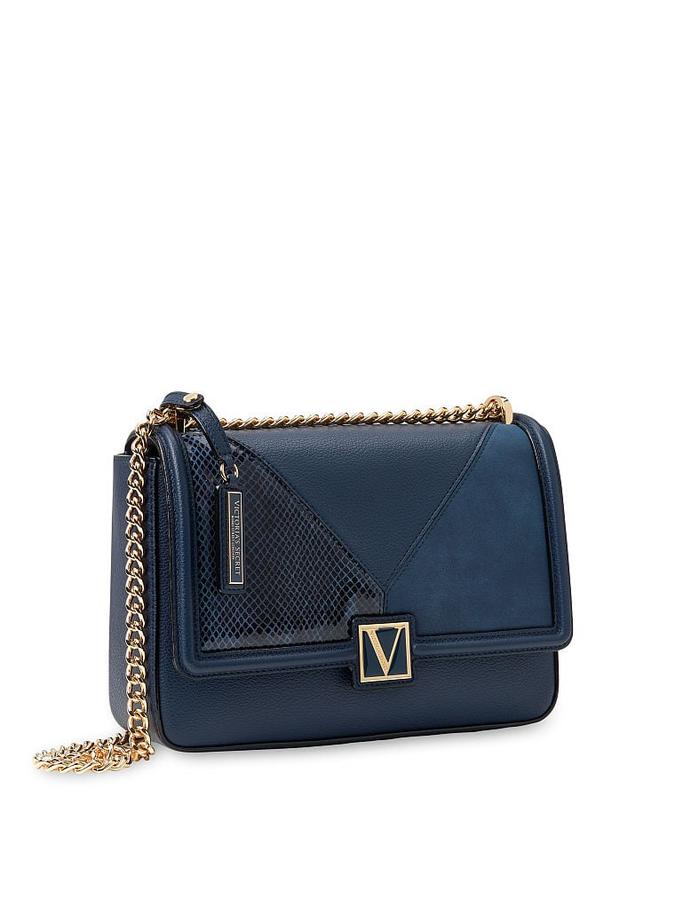 【即完売！】15万1piu1uguale3 NAVY VICTORIA DOWN Buy The Victoria Medium Shoulder Bag Navy Online - Style ID