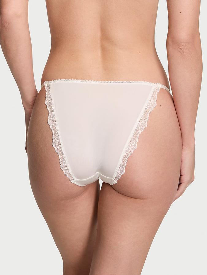 Smooth & Lace Mini String Bikini Panty