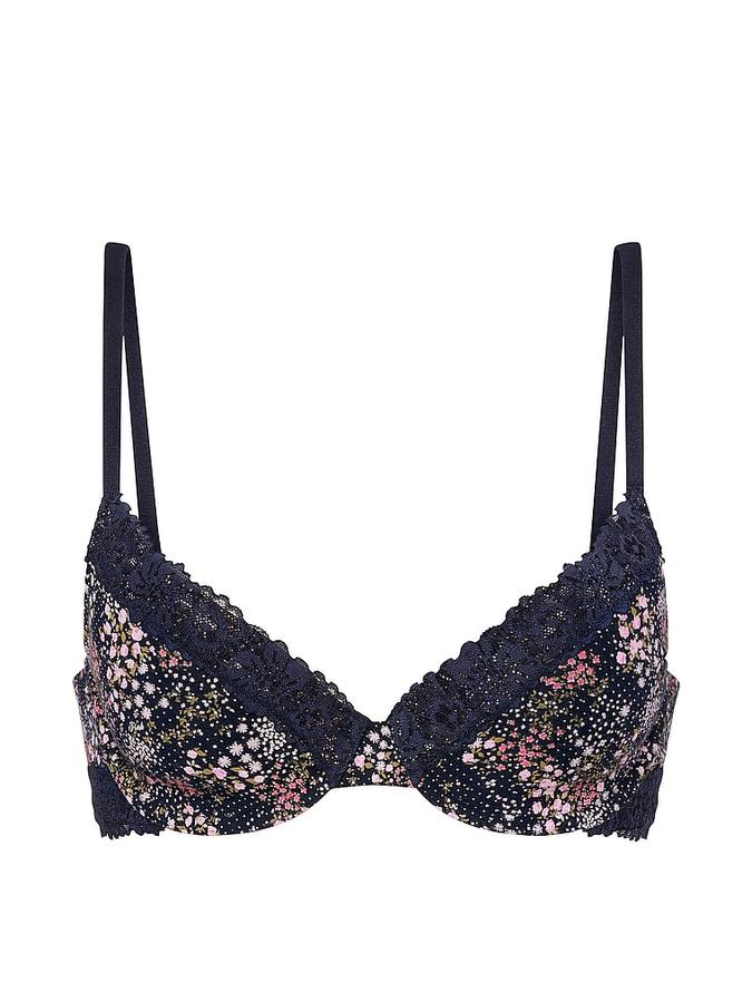 Wear Everywhere Lightly Lined Full Coverage T-Shirt Bra image number 2